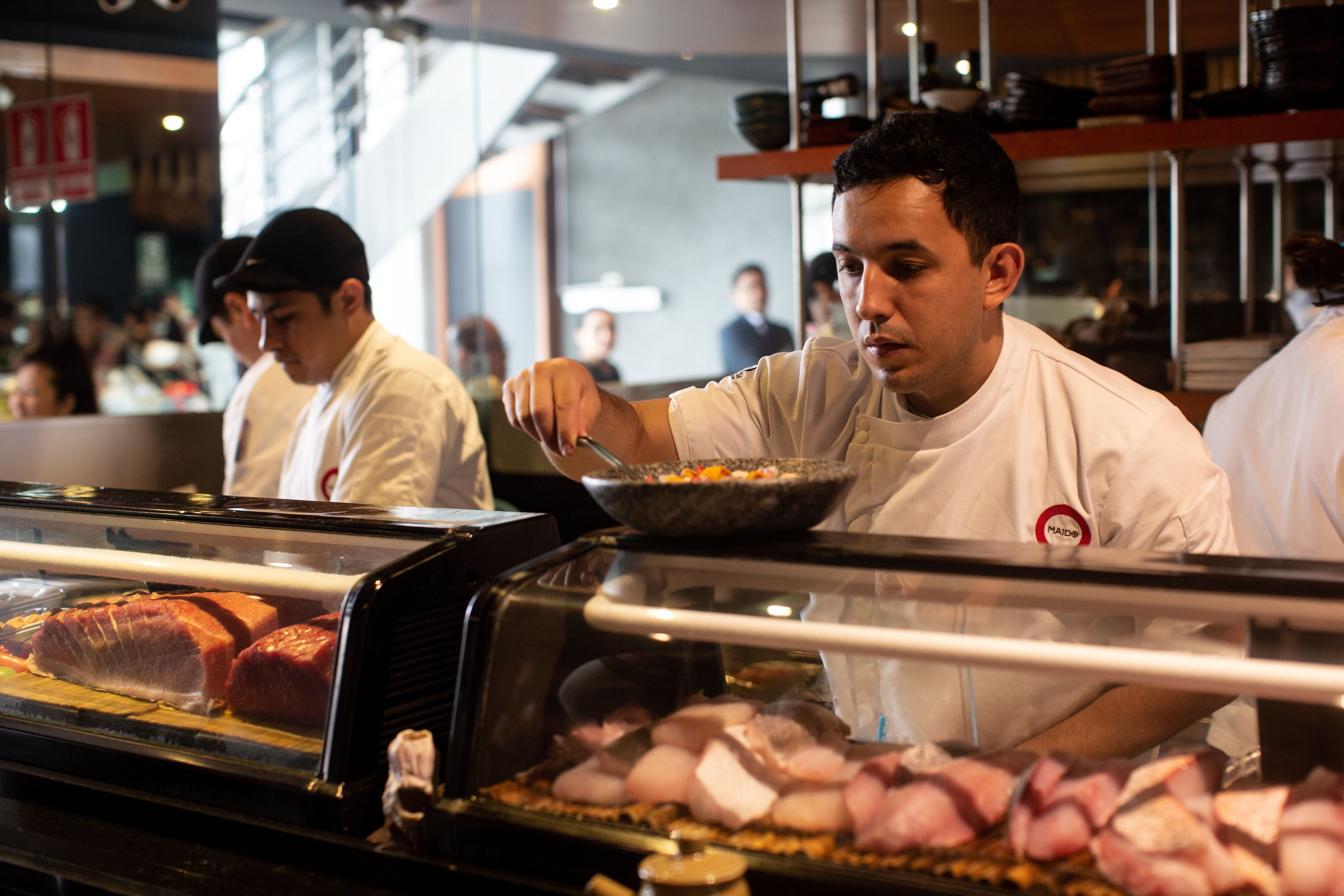En Maido, elegido el Mejor restaurante de América Latina por los 50 Best, encuentras experiencias de 899, 1.549 y 1.249 soles por persona.