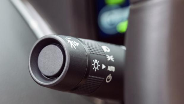 ¿Usas correctamente las luces de tu auto?