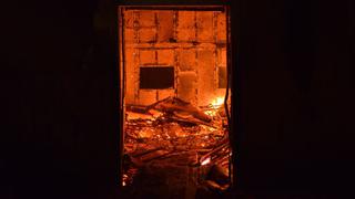 Grecia: Hallan a 26 cuerpos unidos en un último abrazo al no poder huir de las llamas