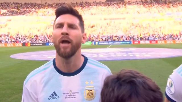 Histórico: Leo Messi cantó, por primera vez, el himno nacional de Argentina. (Video: MARCA)