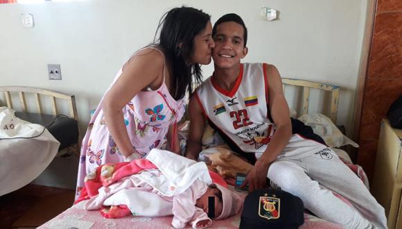 Arequipa: primera bebe nacida en Navidad y de padres venezolanos recibirá el DNI