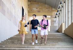 Estudiar becado en Australia: ¿Qué beneficios nos ofrecen dos de sus universidades más importantes?