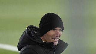 Zinedine Zidane se refiere a la renovación de Sergio Ramos: “De momento está aquí”