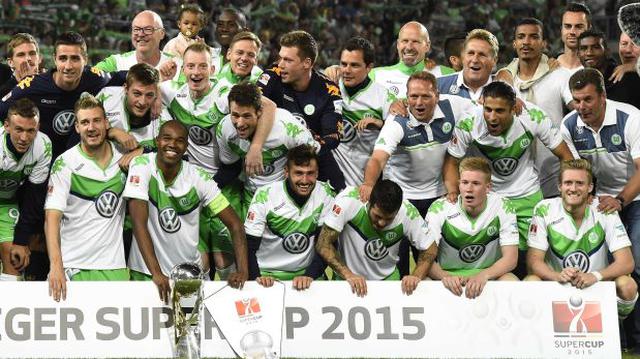 Wolfsburgo de Carlos Ascues es campeón de la Supercopa alemana - 1