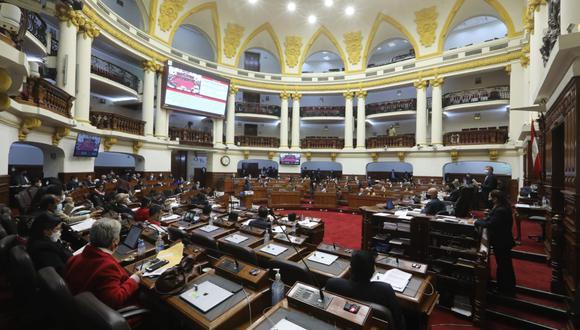 Ese día se verán dos mociones presentadas contra el ministro de Trabajo, Iber Maraví, y la presidenta del Parlamento, María del Carmen Alva (Acción Popular). (Foto: Congreso)