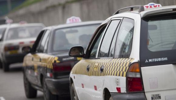 “Taxis”, por Angus Laurie