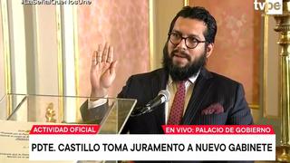Eduardo Mora Asnarán jura como nuevo titular del Ministerio de la Producción