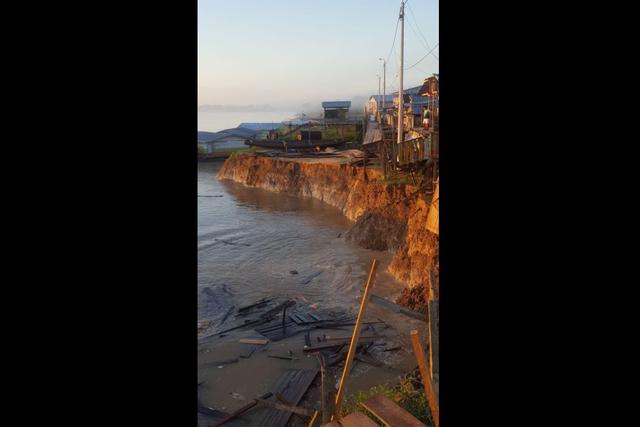 Loreto: erosión deja 7 casas destruidas en  localidad de Islandia