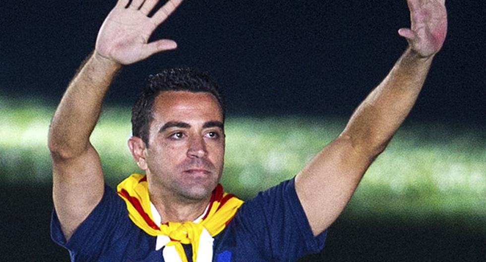 Xavi Hernández por todo lo alto. (Foto: Getty Images)