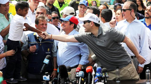 El lado humano de la visita del senador de Estados Unidos, Marco Rubio, a Cúcuta. (Reuters)