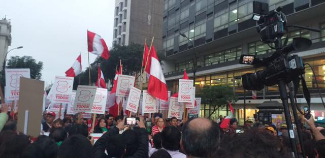 #QueSeVayanTodos: así se desarrolló la marcha en Trujillo.