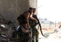 ISIS lanza amplia ofensiva contra régimen sirio en Deir al Zor
