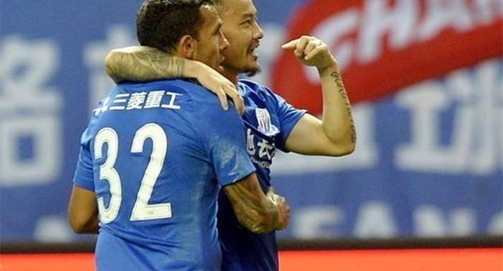 Carlos Tévez tuvo que esperar un buen tiempo para gritar nuevamente gol en la Superliga de China. Anotó el primero en la victoria del Shanghai Shenhua. (Foto: EFE)