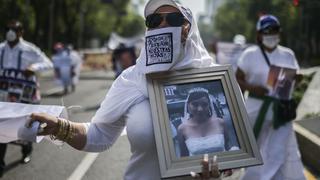 Madres mexicanas se saltan la cuarentena para exigir la búsqueda de sus hijos desaparecidos | FOTOS