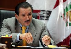 Rudecindo Vega acusa a ministra Hania Pérez de Cuéllar de “extorsionar” y “chantajear” para destituirlo del Conafovicer