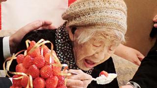 La mujer más anciana del mundo renuncia al relevo olímpico en Japón por el coronavirus