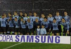 Uruguay venció 2-0 a Eslovenia en su último amistoso previo a Brasil 2014