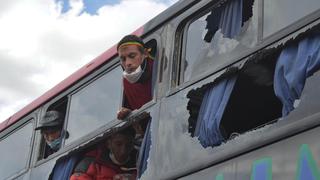 Caravana de opositores a Evo Morales es emboscada y apedreada en Oruro; hay más de 30 heridos | FOTOS