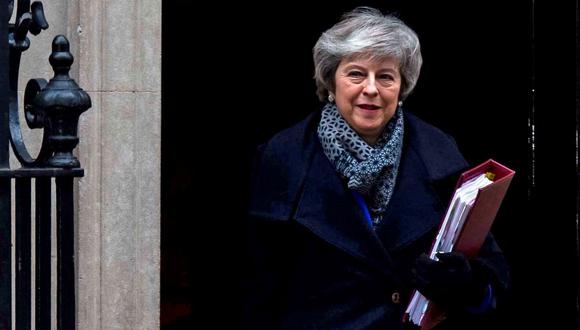 Theresa May pidió alcanzar un "consenso" sobre los siguientes pasos de cara al Brexit. (Foto: AFP).