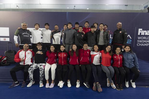 La delegación peruana que participará en este Mundial Junior de Natación Lima 2022. (Foto: Renzo Salazar /EC)