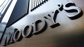 Moody’s critica la exoneración permanente a gratificaciones