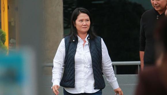 Keiko Fujimori visitó a Alberto Fujimori junto a sus hijas