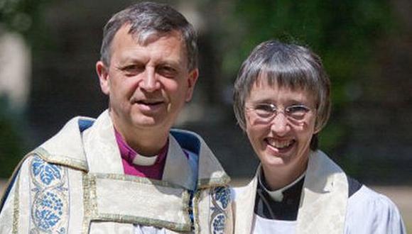Inglaterra: Primer matrimonio de obispos en Iglesia Anglicana