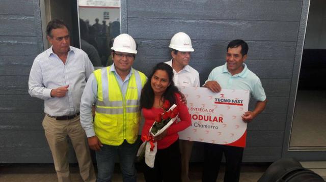Evangelina Chamorro recibió casa tras sobrevivir a huaico  - 3