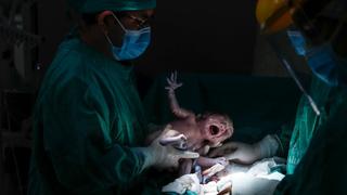 Nacer en pandemia: el arduo esfuerzo de dar a luz en tiempos del COVID-19