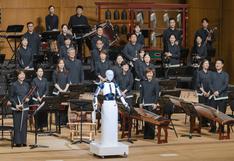 Así es el robot director de orquesta que dirigió un concierto en Corea del Sur