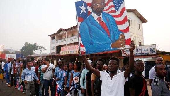 El ex futbolista estrella George Weah asume como presidente de Liberia. (Reuters).