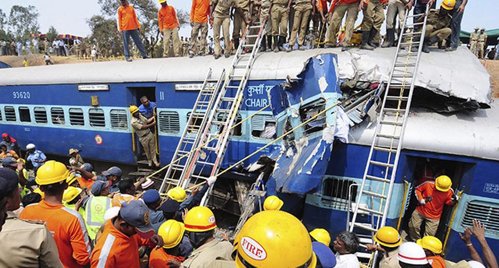 Accidente ferroviario deja once muertos y 60 heridos. (Foto: EFE)