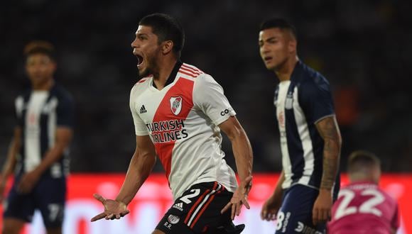 River Plate derrotó 2-0 a Talleres de Córdoba por la fecha 17 de la Liga Profesional Argentina y se mantiene como único líder del torneo.