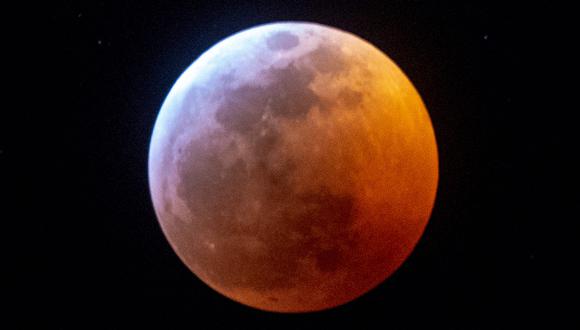 La Superluna vista desde Miami, Estados Unidos. (Foto: AFP)