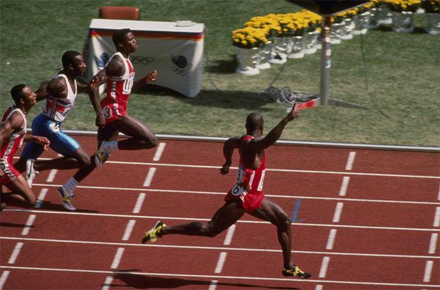 Johnson dominó la final de los 100 metros planos en Seúl de forma aplastante.