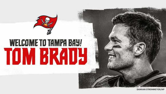 Tom Brady firma contrato y se convierte en jugador de Buccaneers. (Foto: @Buccaneers)