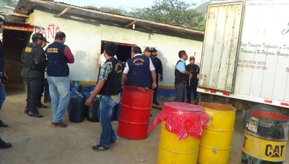 Incautan combustible y productos de contrabando del Ecuador