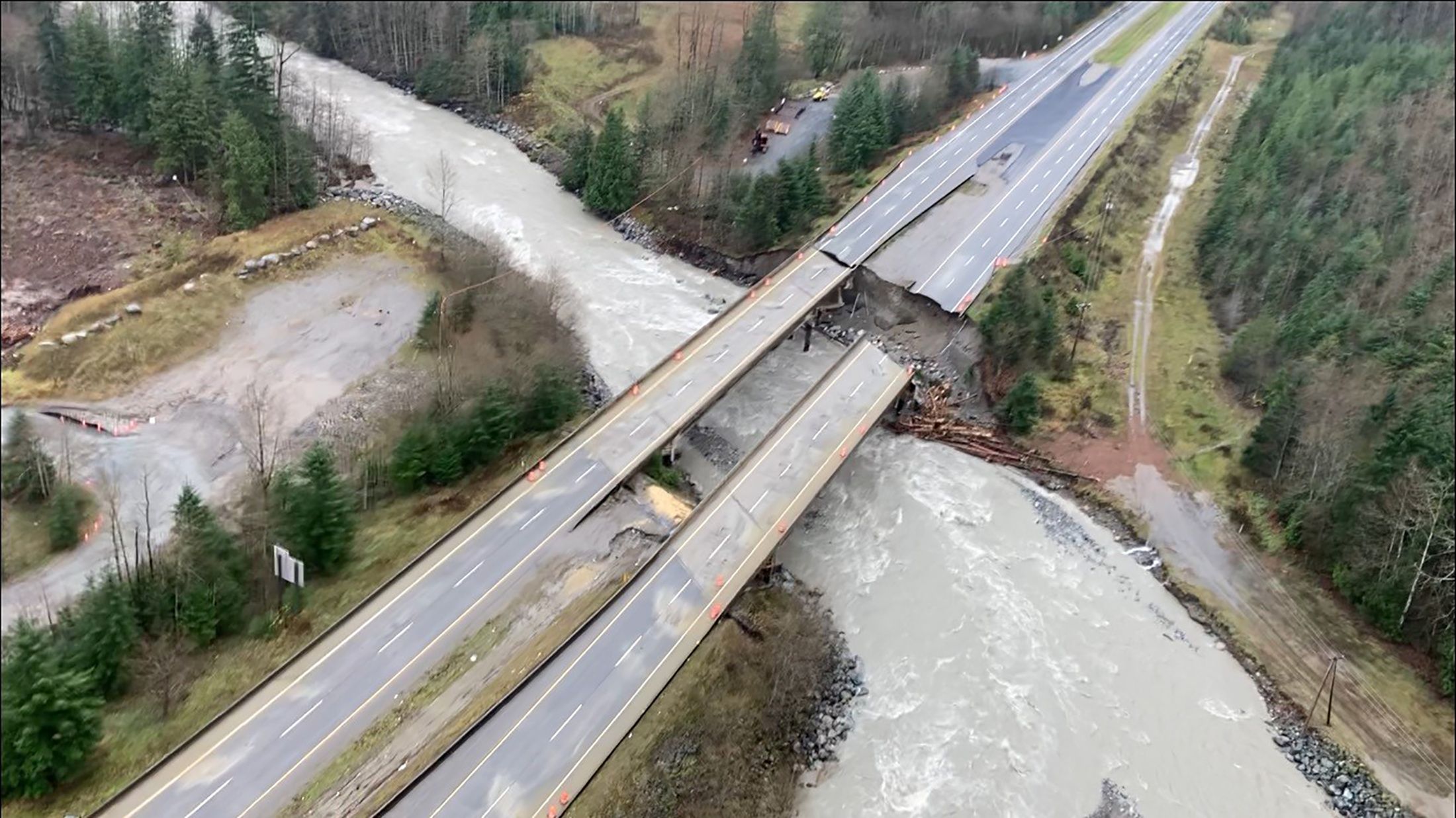 Highway 5 from Coquihalla is cut off at Sowaqua Creek after devastating rain storms caused flooding and landslides, northeast of Hope, British Columbia, Canada.  (Photo: Ministry of Transport and Infrastructure / REUTERS).