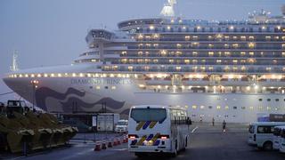 EE.UU. y otros países repatrian a sus ciudadanos confinados en el crucero “Diamond Princess” por el coronavirus
