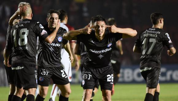 Argentinos Juniors derrotó 1-0 como visitante a Colón de Santa Fe por el partido de ida de los octavos de final de la Copa Sudamericana. (Foto: AFP)