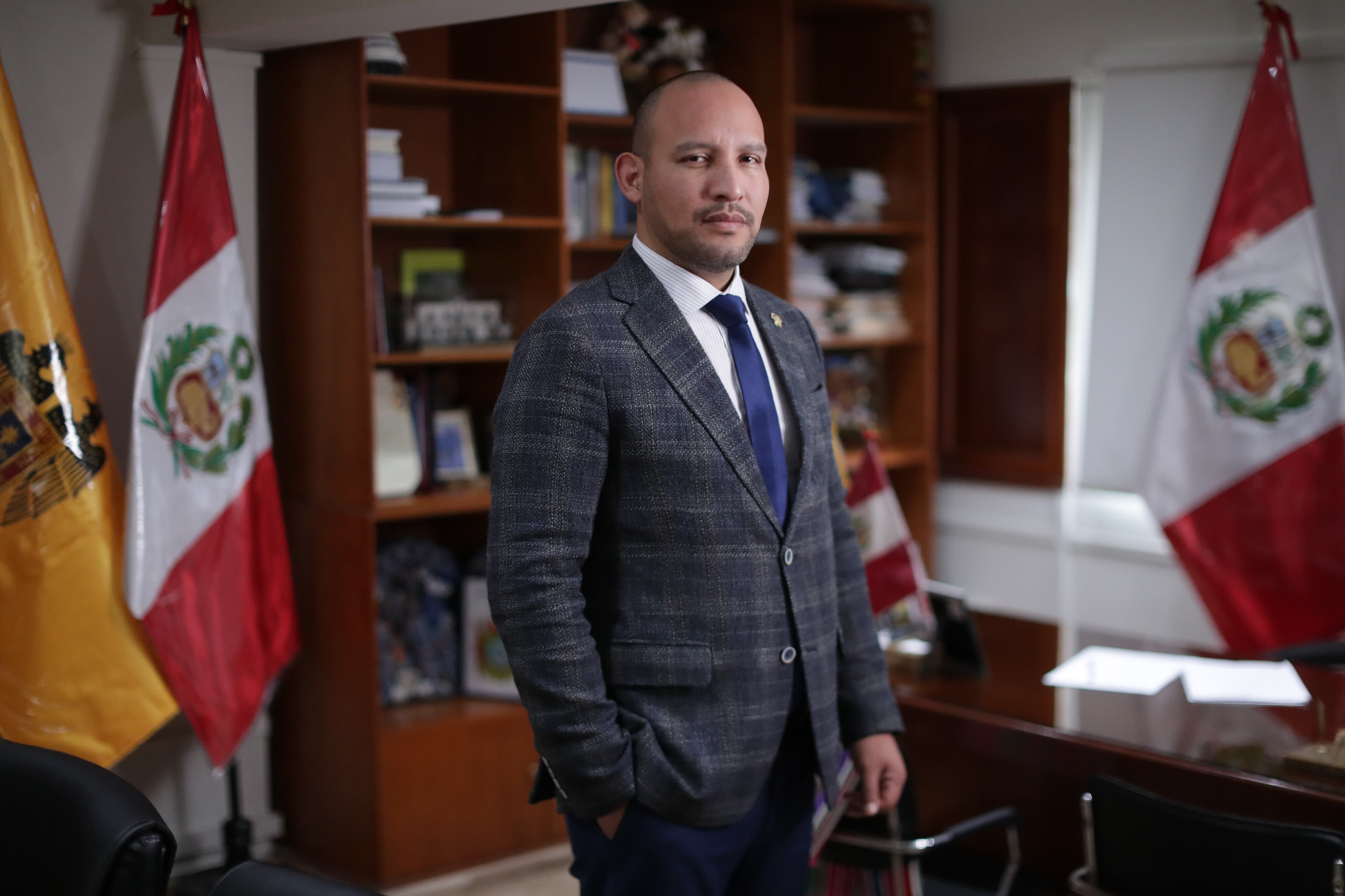 "Lo que ha primado es los intereses partidarios de quienes están abiertamente con el señor Antauro y quienes han creído que puede ser el antagonista que facilite su elección. Han hecho muy mal al creer que esto pueda funcionar y, finalmente, nos dejaron ante la intemperie". (Foto: Alessandro Currarino para El Comercio)