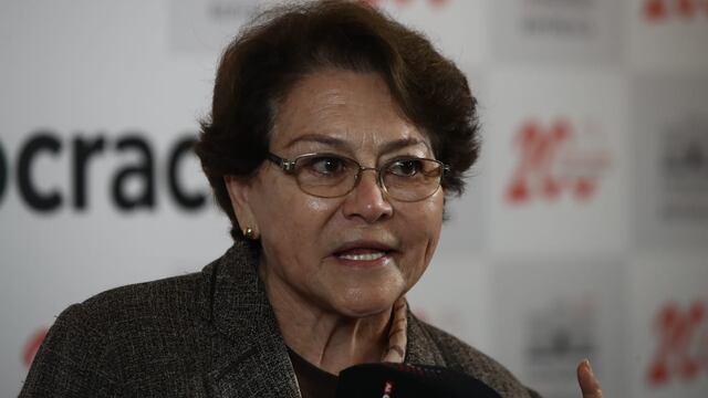 Gladys Echaíz: Martha Huatay pudo salir del país por “exceso de formalismo”