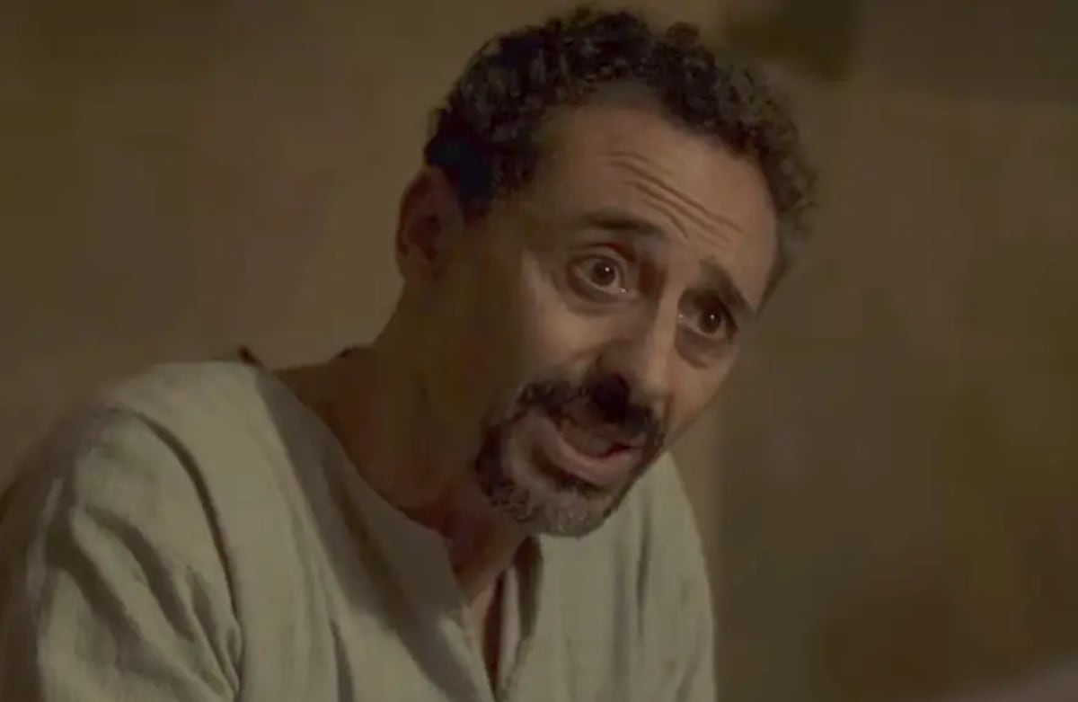 Abdelatif Hwidar en una escena de "The Crown" (Foto: Netflix)