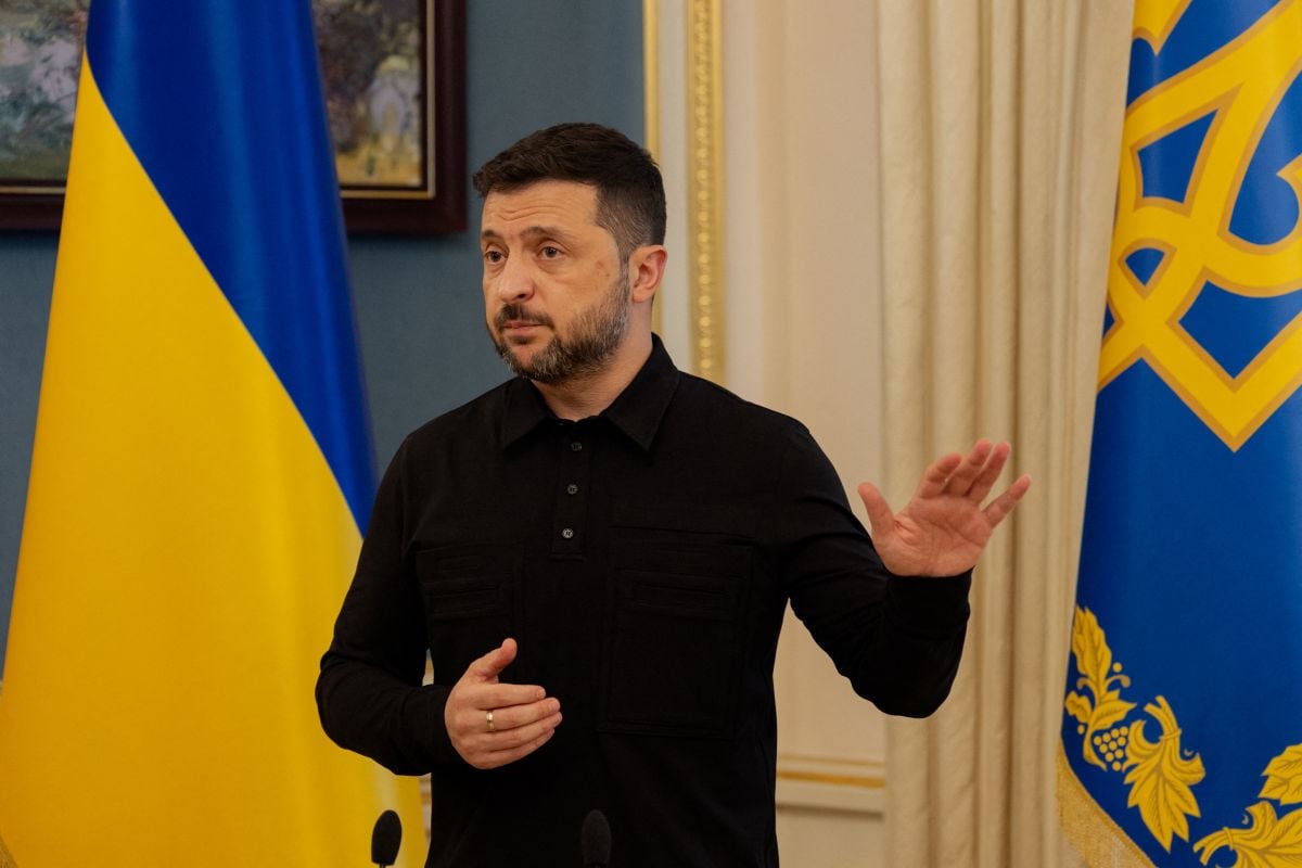 Volodymyr Zelensky ofrece una rueda de prensa en Kiev el 27 de septiembre de 2025. Foto: Tetiana DZHAFAROVA / AFP