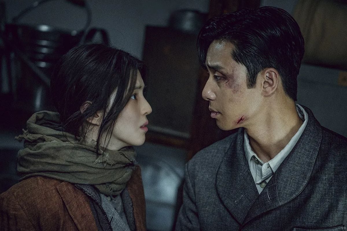 Yoon Chae-ok y Jang Tae-sang deben luchar por sus vidas en "El monstruo de la vieja Seúl" (Foto: Story & Pictures Media / Studio Dragon / Kakao Entertainment)