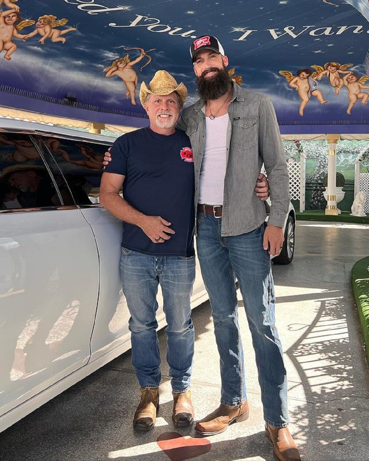 Sam Lantz, participante del reality "El juego del calamar: El desafío", junto a su esposo (Foto: Sam Lantz/ Instagram)