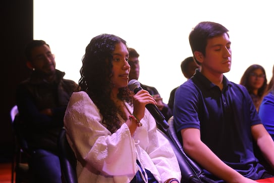 Respuesta de María del Carmen Alva