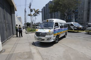 Una mañana sangrienta en Av. Venezuela: balearon a tres choferes de combi en una zona en zozobra por cobro de cupos