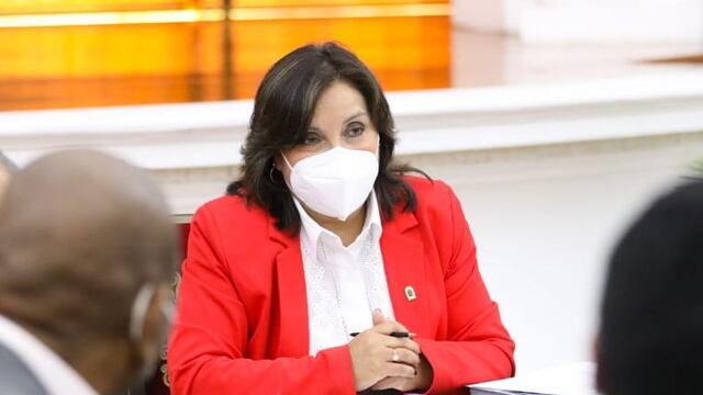 Dina Boluarte: Patricia Chirinos y Carlos Anderson retiran sus firmas de moción de interpelación