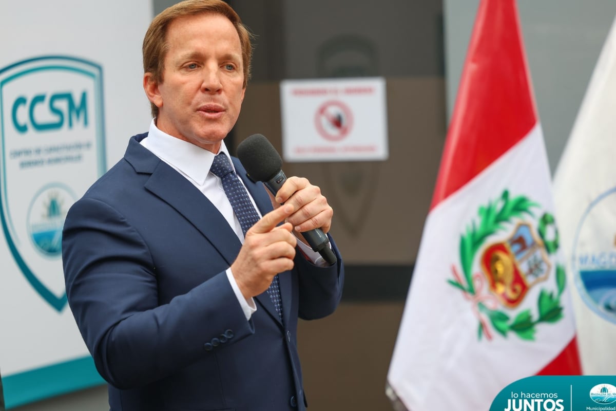 El burgomaestre rechazó la nueva medida dictada por el Ejecutivo, que también establece clases virtuales en Lima Metropolitana, Callao y Huaral. Foto: Municipalidad de Magdalena del Mar